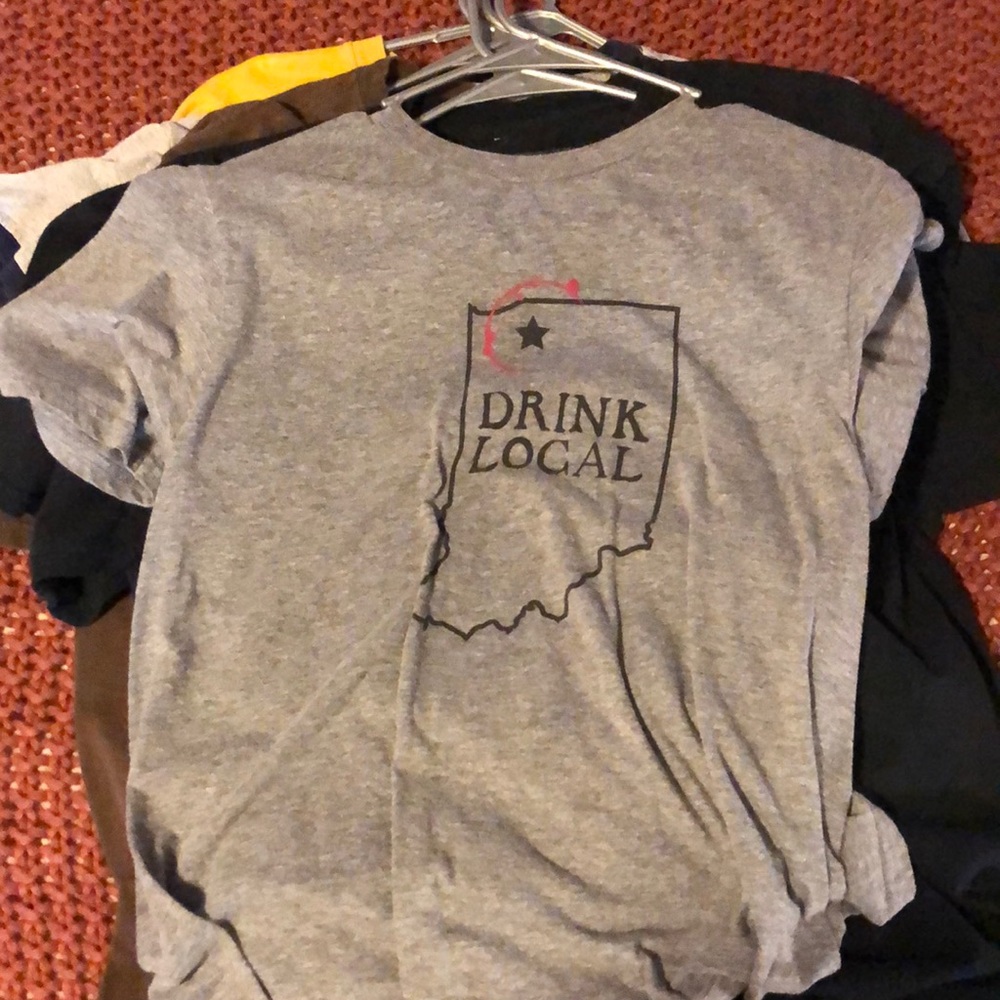 indiana drink local t-shirt size medium